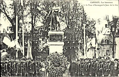 Carhaix — Honras à Torre d'Auvergne no dia da festa — n° 12345