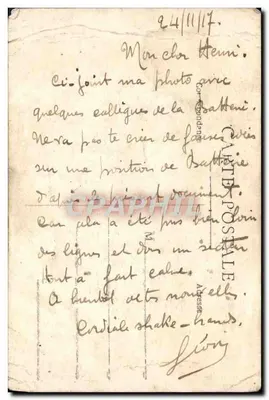 Cinq soldats en uniforme — scène de repos en forêt — éditeur non visible — Verso