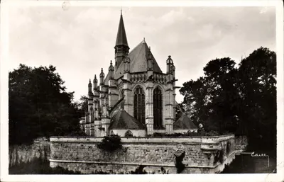 Champigny-sur-Veude — A Capela São Luís — Editor Editt