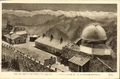 Pic du Midi de Bigorre (2877 m.) — Obserwatorium i łańcuch centralny — Héliogravure Latocque Frères, Toulouse (28)