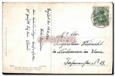Mulher em vestido de estilo neoclássico — interior elegante — Berlin & Co. n° 13 — Verso