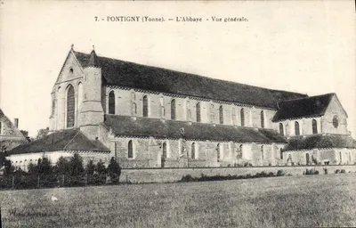Pontigny (Yonne) — A Abadia — Vista geral.