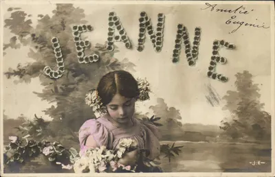 Menina segurando flores — 'JEANNE' em letras decorativas — J.K. (editor)