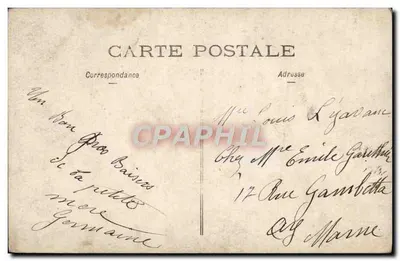 Mulher em vestido longo — com crisântemos — carta postal — Verso