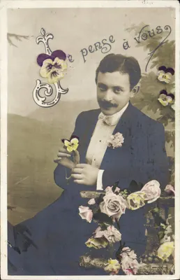 Homem em traje — com flores e texto 'Je pense à vous' — editor JK