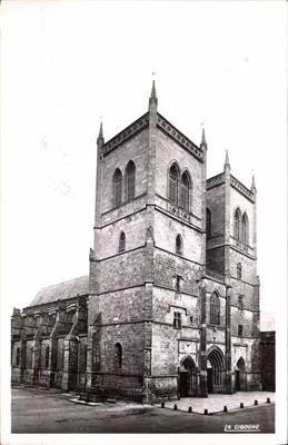 A Catedral de Saint-Flour — Cantal — Éditions Véritable