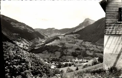 Saint Jean d'Aulps — Vista sobre Clenant e o Pic de la Corne (2.078 m.) — Les Éditions J. CELLARD, Bron (Rhône)