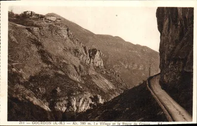 Gourdon (A.M.) — Alt. 760 m. O Village e a Estrada de Grasse — Editor F.L. n° 211