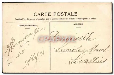 Versailles - Il Piccolo Trianon - Entrata principale - La Corte d'onore - Editore Nancy — Verso