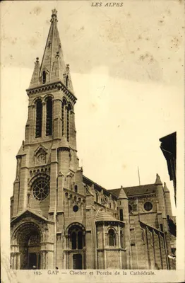 GAP — Clocher et Porche de la Cathédrale — Les Alpes