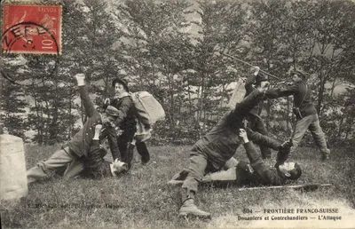 Frontière Franco-Suisse — Donaniers et Contrebandiers — L'Attaque — L. Michaud, Sall, Bellegrève de Depose, n°504