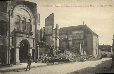 Lunéville - Entrada da Sinagoga incendiada pelos Alemães em 25 de Agosto de 1914 — Gliche Dirler