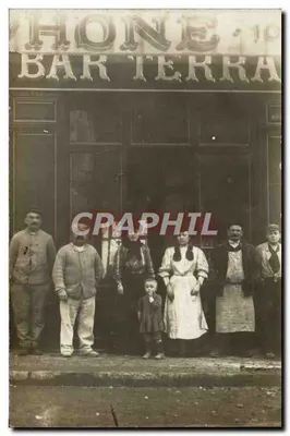 Grupo diante de um comércio — 'PHONE BAR TERRA' — Papier Photographique R. Duvau, Colombes