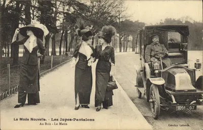 Les Jupes-Pantalons — Au Bois — Le Matin — Création Laborde — n° 1091-G7