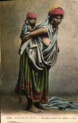 Bédouina carregando seu filho — SCÈNES ET TYPES — LL. — n° 6394