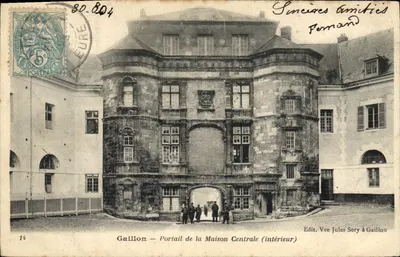 Gaillon — Portal da Maison Centrale (interior) — Edit. Vve Jules Sery em Gaillon