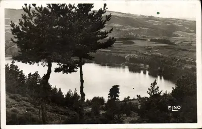 Lago de Issarlès (Ardèche) — paisagem em contraluz — Edição Léon MARCHAND, Le Puy
