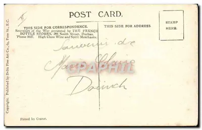 Infantaria vindo em apoio a um tanque danificado — Souvenirs de la Guerre, editado por THE FRENCH BOTTLE STORES, Durban — Verso
