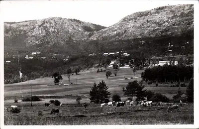 Thorenç (A-M) — vue générale et Col de Bleyne — Photographie Zœé David