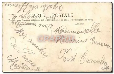 पेरे-ले-मोनियल — बेसिलिका। « ले क्रिस्ट डे पिटी » — पीछे