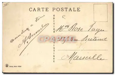 Mulher elegante com rosa — Place Ligalle — Plonge (editor) — Verso