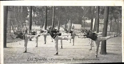 Ginástica — Alongamento — Os Esportes — editor não visível