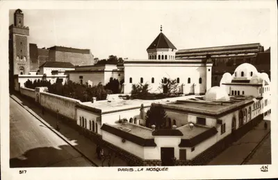 Paris - A Mesquita — vista do edifício com minarete e cúpula — J.N. Paris, n° 517