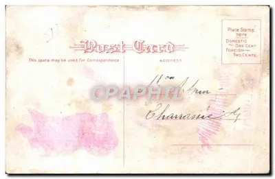 Femme en costume traditionnel russe — tenant le drapeau tricolore — éditeur Tie & Co N.Y. — Verso