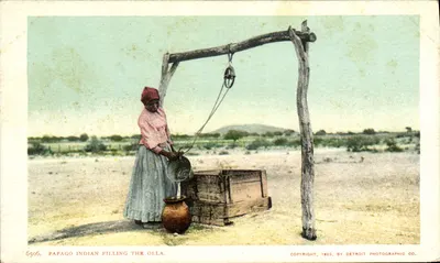 Índio Papago enchendo a olla — Detroit Photographic Co., n° 6506