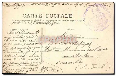 Mulher segurando um grande chapéu decorativo — S. 31 — Editor M. L. (ou M. L. F.) — Verso