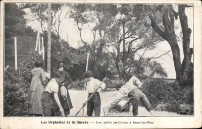 Orfani wojny — Małe ogrodnicy w Juan-les-Pins