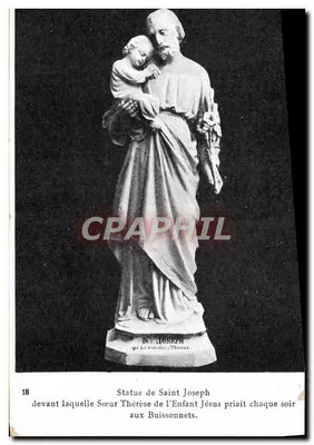CPA Statue De Saint Joseph Devant Laquelle Soeur Therese de l'Enfant Jesus priait chaque soir
