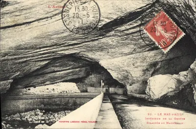 Bilhete postal antigo Le Mas D'Azil Interior da Gruta iluminada com magnésio