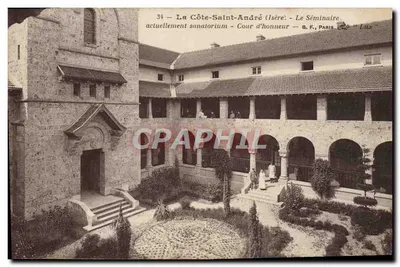 A Côte-Saint-André (Isère) — O Seminário, Cour d'honneur — B.F., PARIS, n°34