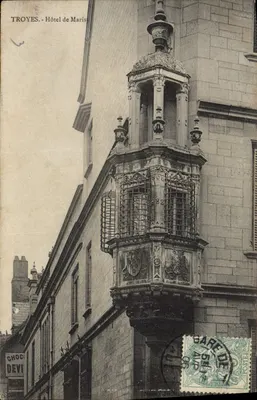 Troyes - Hôtel de Marise - détails architecturaux