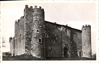 Castelo de Montmoirac — Arredores de Alès (Gard) — L. Brunel, La Civette, MP