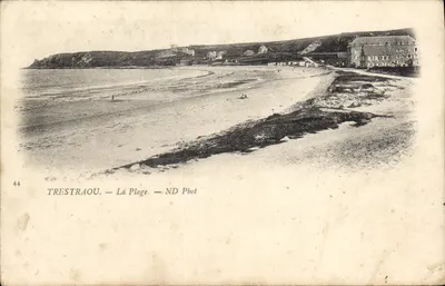 TRESTRAOU — A Praia — ND Phot