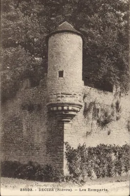 Decize (Nièvre) — Os Muros — Girardel & Girardon