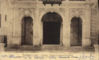 Pontigny (Yonne) — A Abadia — Detalhes do porticuldo do século XIII — A. Bruhl
