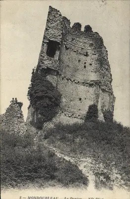 Mondoubleau — O Donjon — ND Phot
