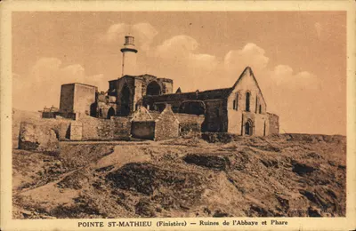 Ponta St-Mathieu (Finistère) — Ruínas da Abadia e Farol — Photocommer Macon