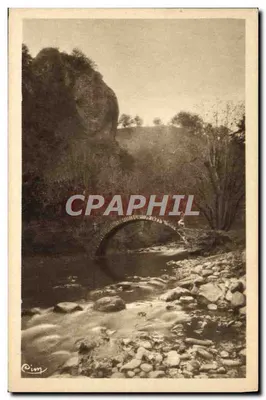 Ardes-sur-Couze — Vale de Rentières, o Rochedo do Falcão e o Ponte da Chicane — Héliogravure de Bide Hacon