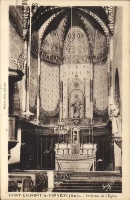 Saint-Laurent-la-Vernède (Gard) — Interior da Igreja — Edição Julie, loja de produtos alimentícios