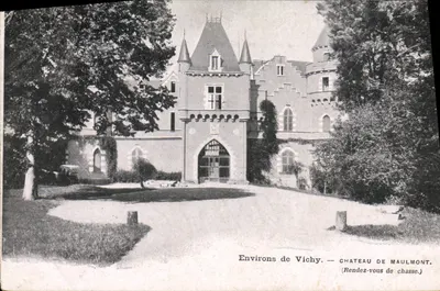Environs de Vichy — Château de Maulmont (Rendez-vous de chasse)