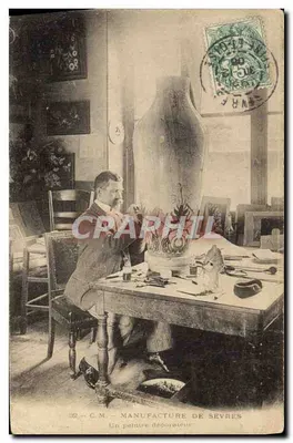 Un peintre décorateur — atelier de la Manufacture de Sèvres — éditeur C.M. n°32
