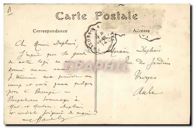 Camp de Maillé — Chefes de peça aguardando as ordens do Comandante da Bateria observando — ND. Fot. — Verso