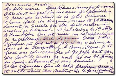 Frau in einem violetten Kleid und blumengeschmücktem Hut im Park — Verlag E. Brampard, n° 3291 — Rückseite