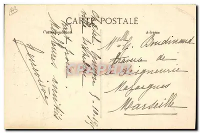 A Auvergne Fittcresque — Mulher e vaca — Editor E-D — Verso
