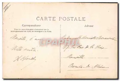 Mulher jovem sorridente — chapéu de penas e laço rosa — D'Arcilly, A.N. Paris — Verso