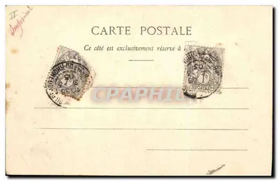 Donna che profuma una scatola — Parfumerie Mlle Clara — Nancy, circa 1900 — Verso